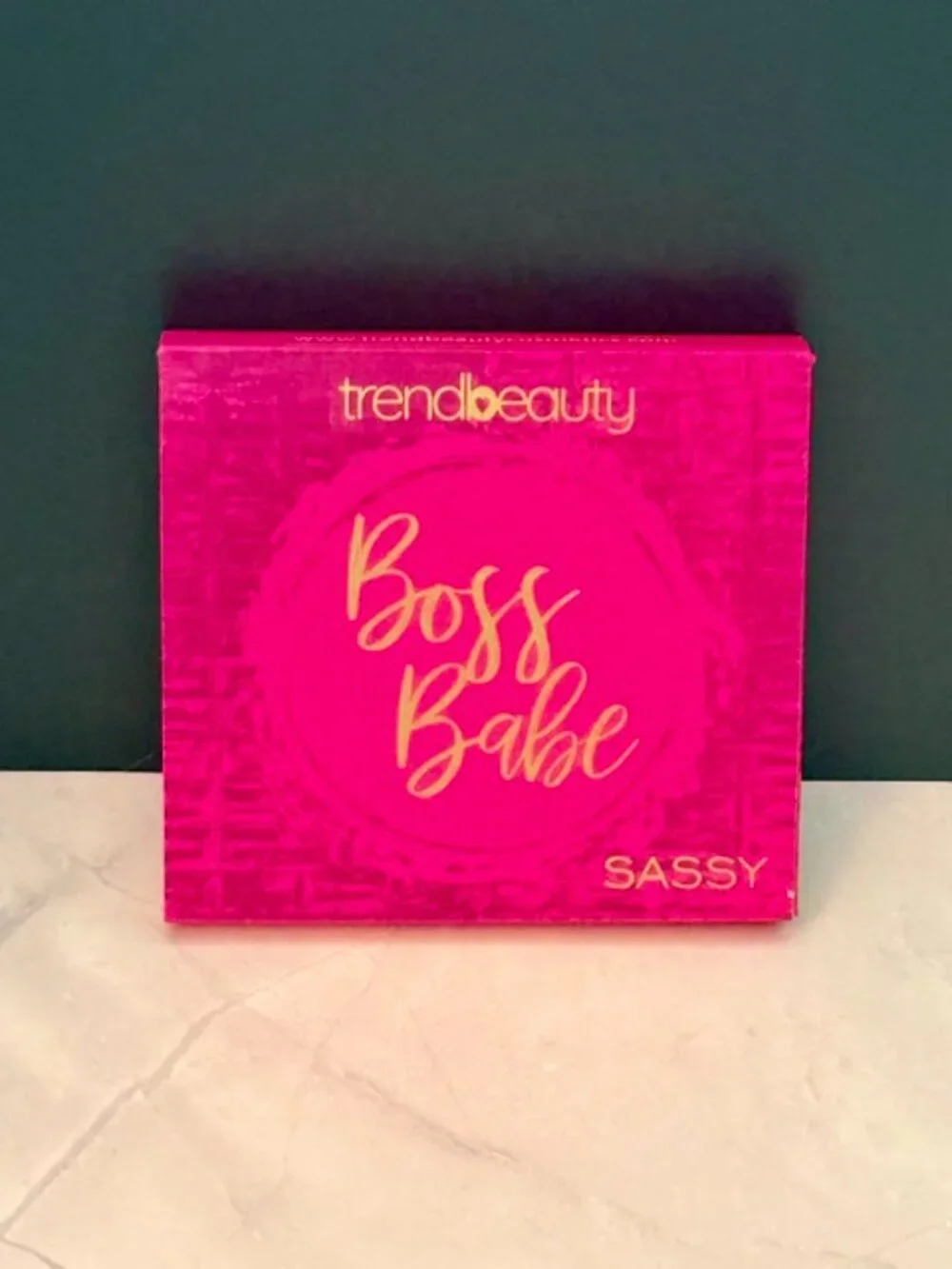 Trend Beauty Boss Babe SASSY 9 Color Eyeshadow Palette NIB